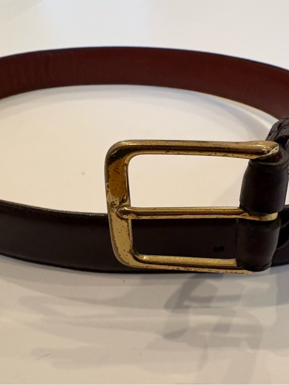 Classic brown leather Coach unisex belt with a gold buckle brass-size 30-office